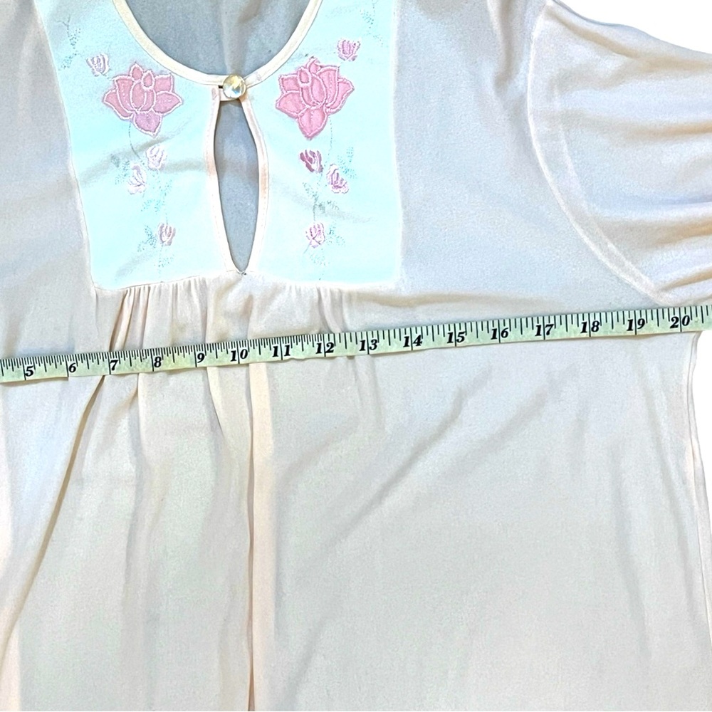 VTG Peachy Pink Retro Floral Embroidery Button Neck Bell Sleeve Nightgown | S - Picture 5 of 8